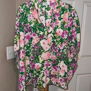 Floral Print Blouse in Green and Pink